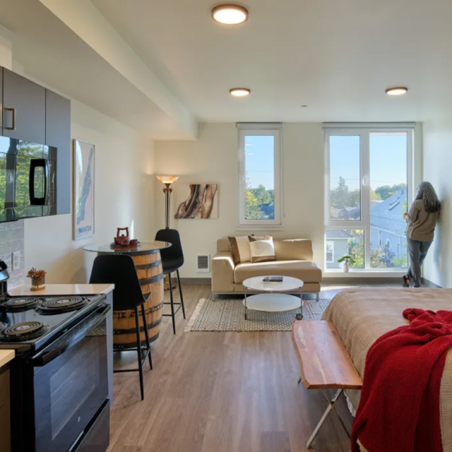 Africatownplaza photobybrucedamonte 18