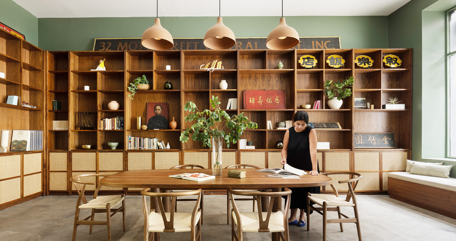 Atilier Cho Thompson Hero