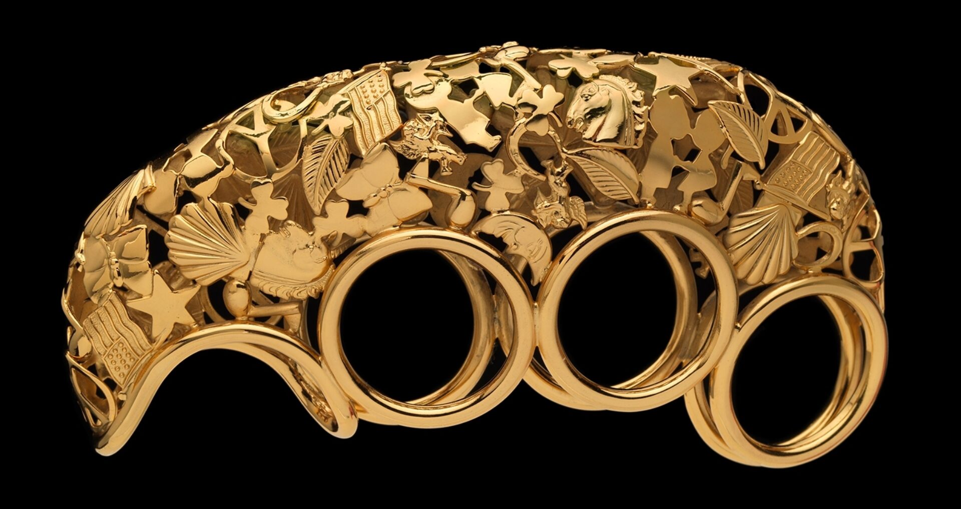 Hero 45 Stories in Jewelry 01 Courtesy of MAD Musem