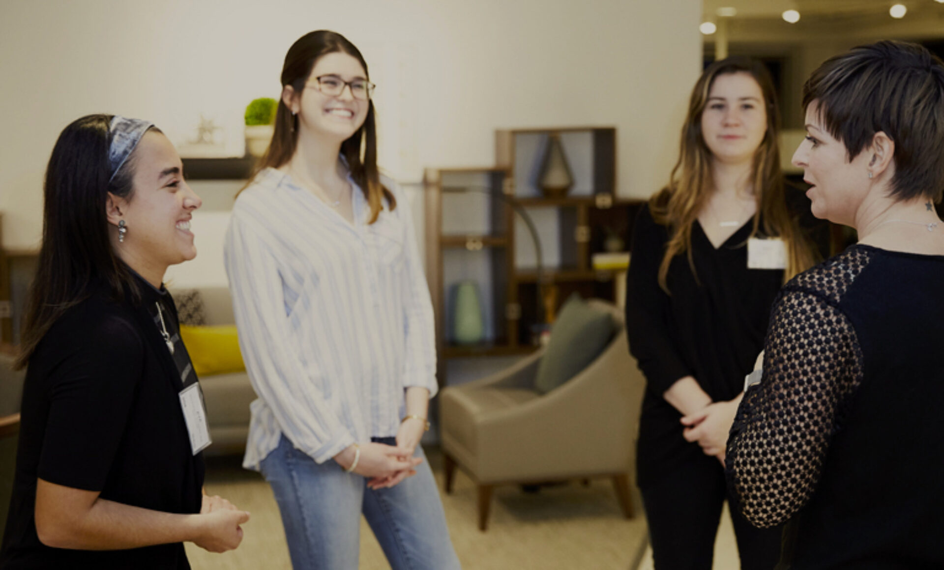 Student Roundtable 768x464