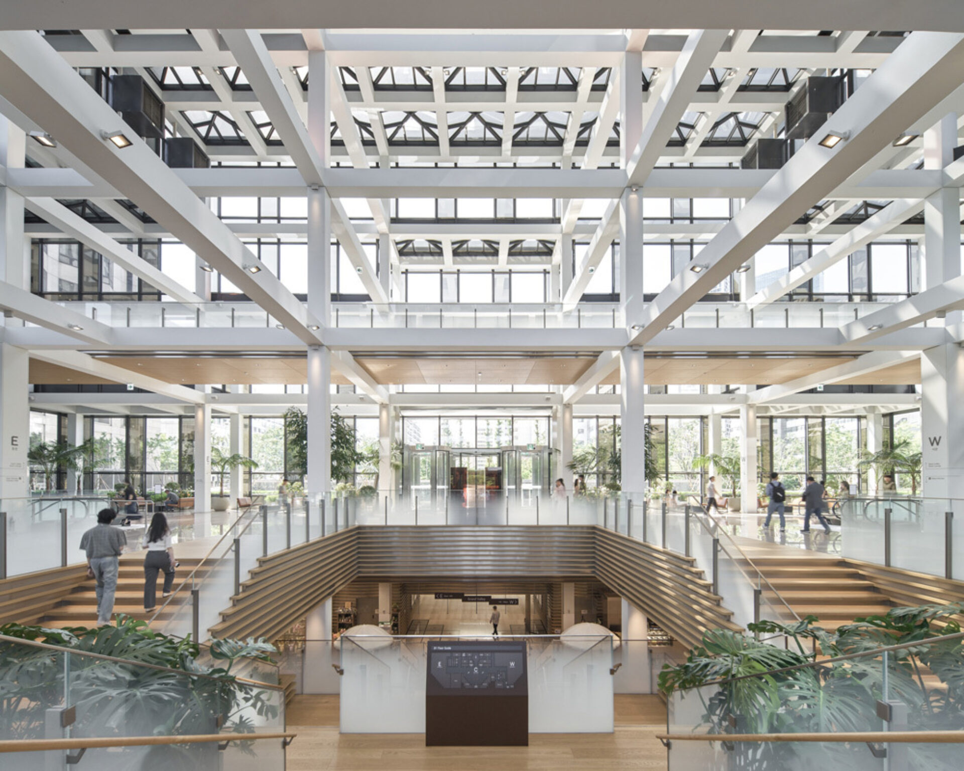 25 BAP Winner Pub Space LG SOM 1