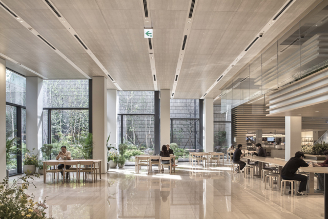 25 BAP Winner Pub Space LG SOM 5