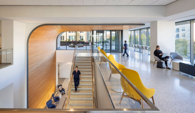 25 HDA Winner Amb Sur Inova Ballinger Ennead 8