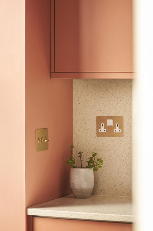 25 WE Winner Fixtures Corston Toggle 3